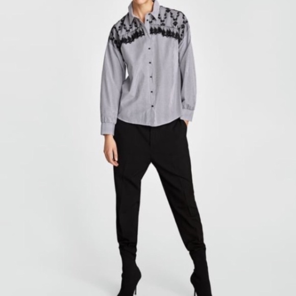 Zara Collection Striped Lace Button Down Size L - Picture 2 of 6